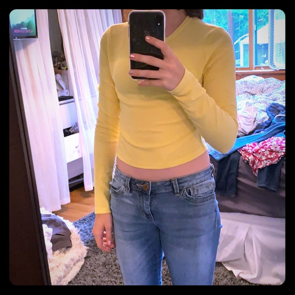Yellow long sleeve crop top